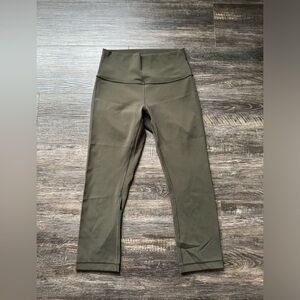 Lululemon crop leggings